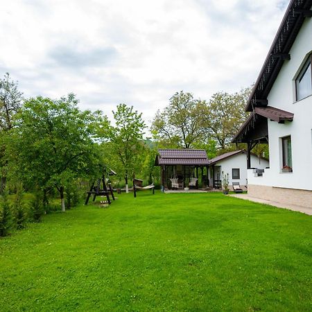 Viila To Villa Bertea Exteriör bild