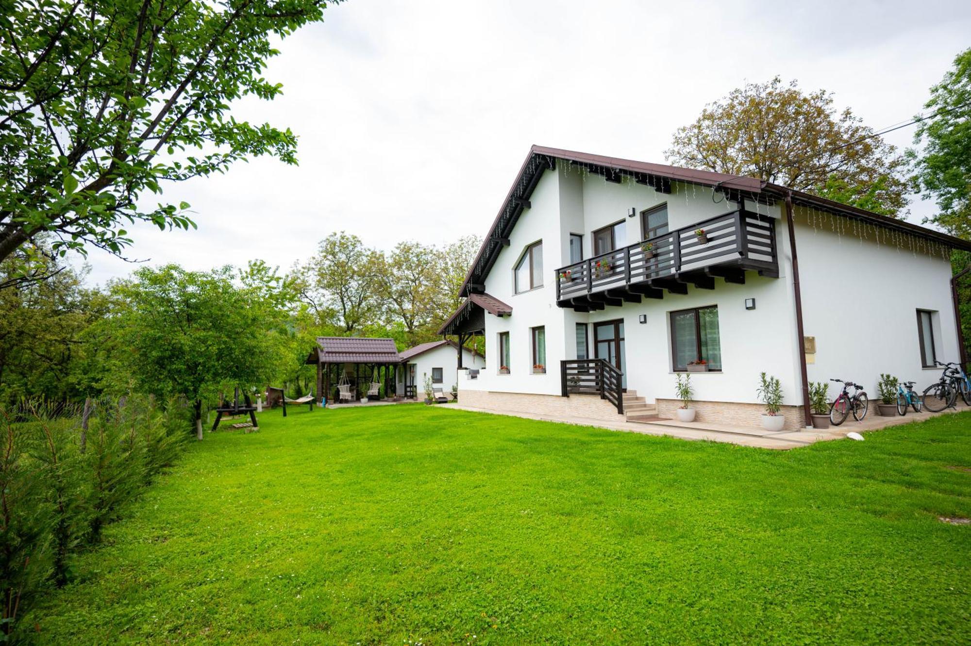 Viila To Villa Bertea Exteriör bild