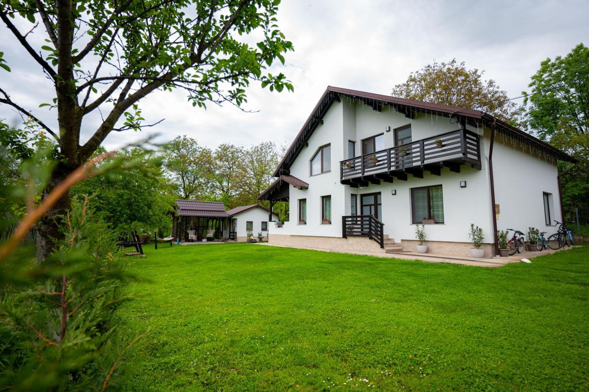 Viila To Villa Bertea Exteriör bild